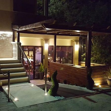 Villa Cezar Kastel Luksic Ngoại thất bức ảnh