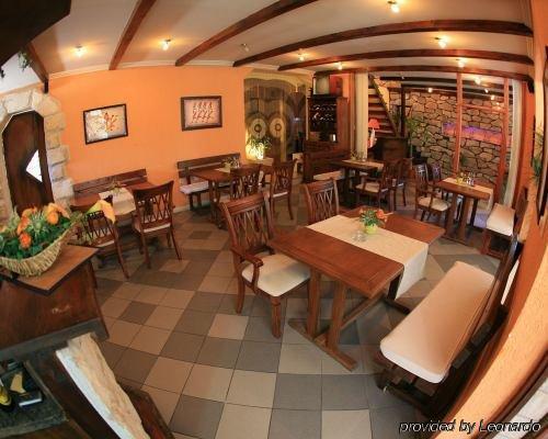 Villa Cezar Kastel Luksic Nhà hàng bức ảnh