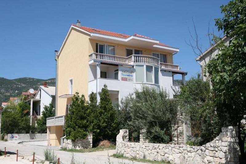 Villa Cezar Kastel Luksic Ngoại thất bức ảnh