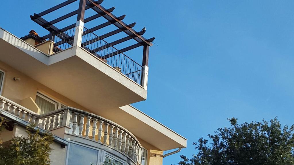 Villa Cezar Kastel Luksic Ngoại thất bức ảnh