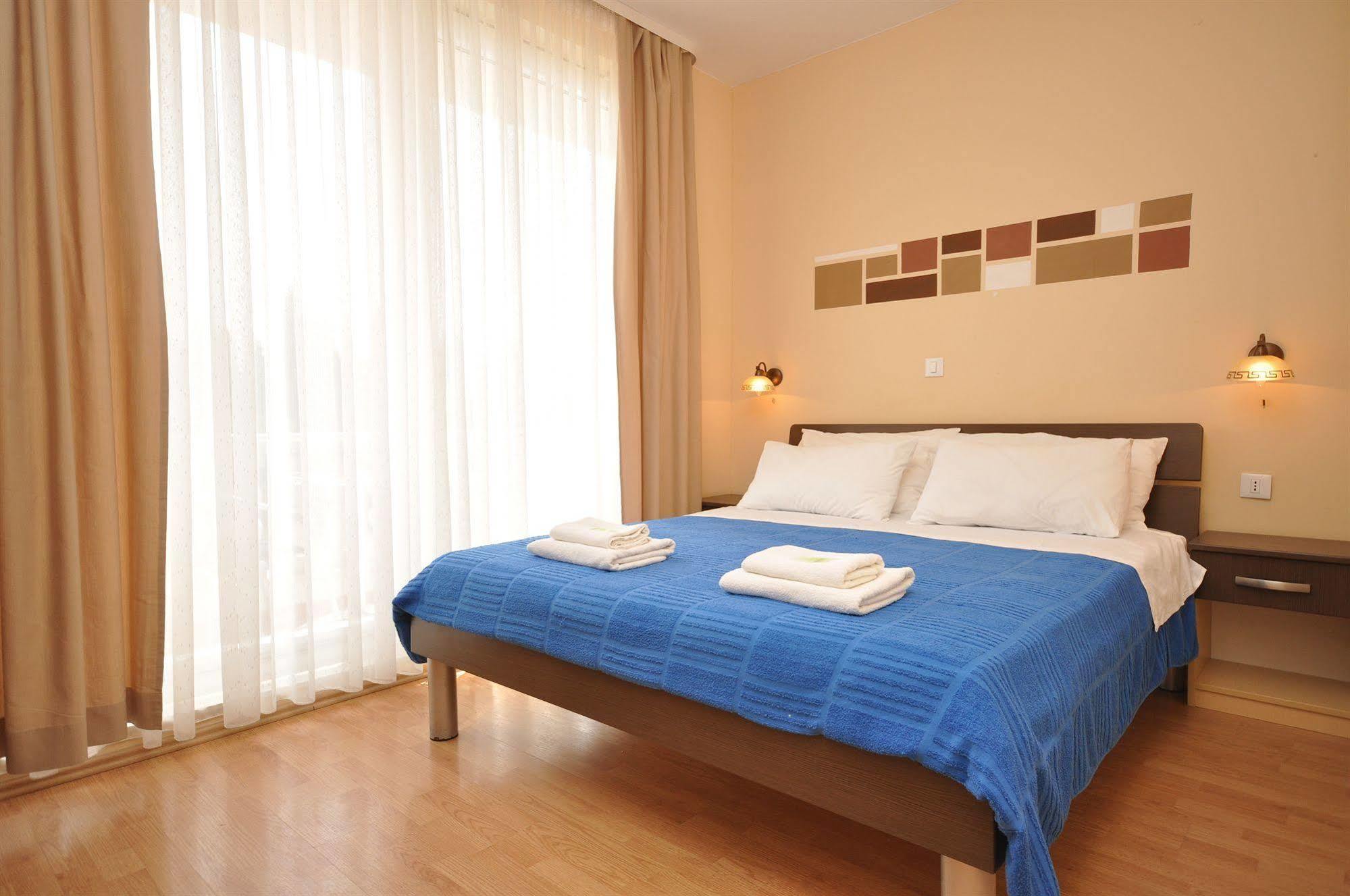 Villa Cezar Kastel Luksic Ngoại thất bức ảnh